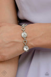 Fiercely 5th Avenue White Paparazzi Fashion Fix Set All Eyes On U 