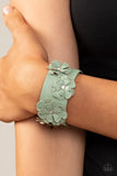 What Do You Pro-POSIES - Green Paparazzi Green All Eyes On U Jewelry